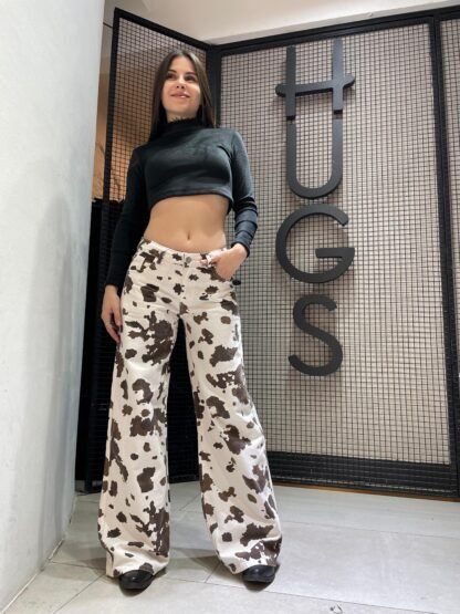 Wide Leg "Cow"